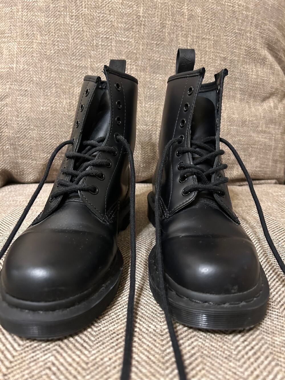 Dr. Marten's 1460 Mono All Black W9/M8 Worn Once